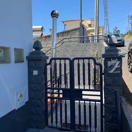 Holiday home Cabo Girao With Sea Views And Hot Tub For 8 Guests Camara de Lobos