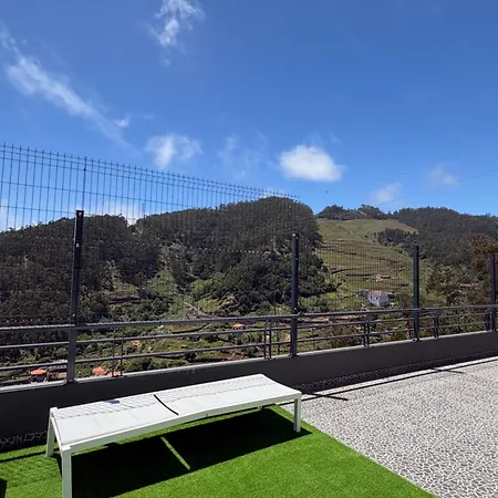Cabo Girao With Sea Views And Hot Tub For 8 Guests